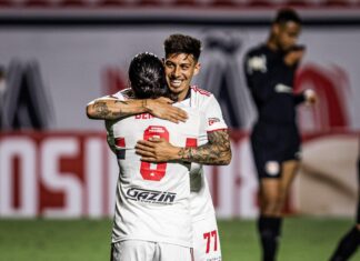 Emiliano-Rigoni-Martín-Benítez-San-Pablo-Independiente-Rojos-por-el-Mundo-Gol-vs-Bragantino