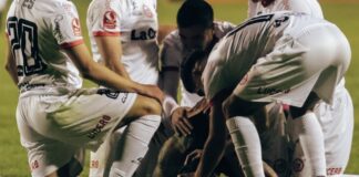 Hernán-Fredes-Rojos-Por-El-Mundo-Unión-San-Felipe-Iquique-Gol-Independiente