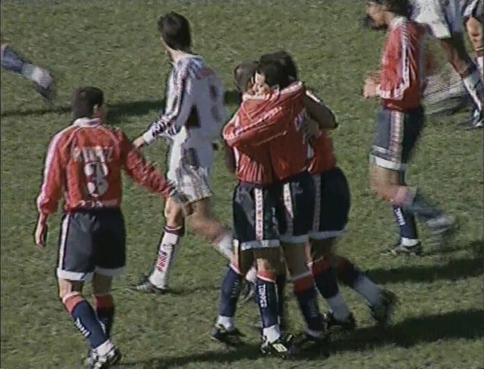Calderón-Gol-Independiente-Platense-Apertura-1998