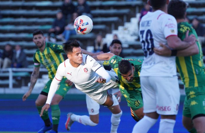 Barreto-roja-Independiente-Aldosivi