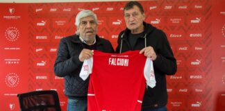 Julio-César-Falcioni-Independiente-Hugo-Moyano-2022