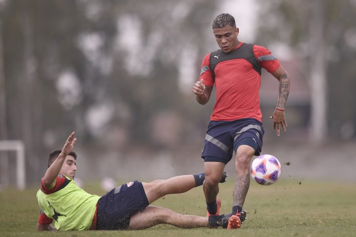 ayrton-costa-entrenamiento-2023