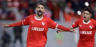 Martin Cauteruccio Braian Martinez festejo gol Independiente