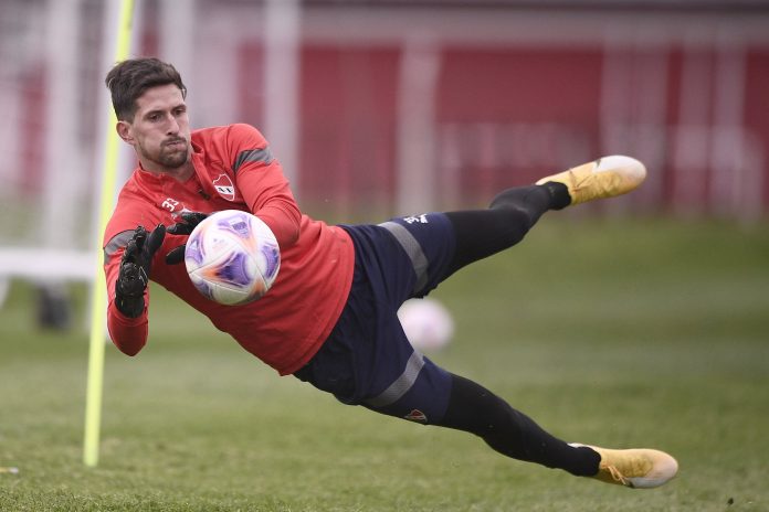 Rodrigo Rey entrenamiento Villa Dominico