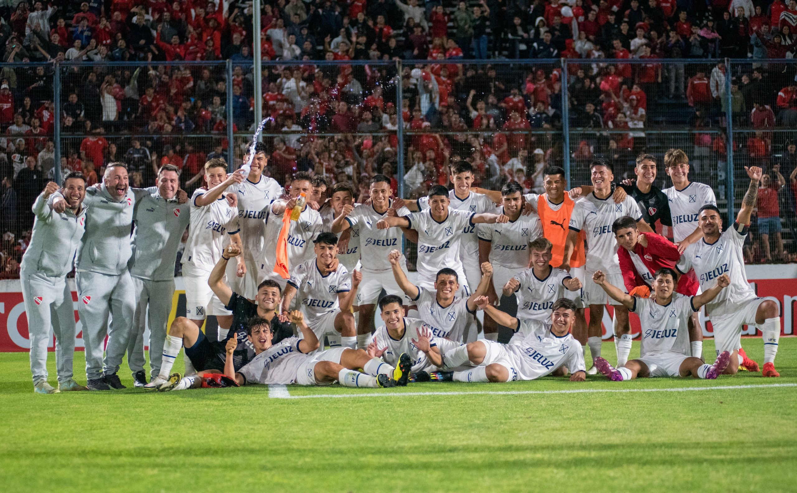 HOY PUEDE SER UN GRAN DÍA! 😍 ➡️ La Reserva de Independiente