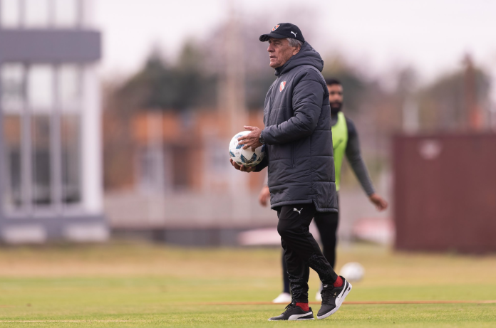 Hugo-Tocalli-Independiente-Entrenamiento