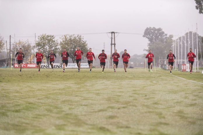 jugadores-independiente-dominico-2024