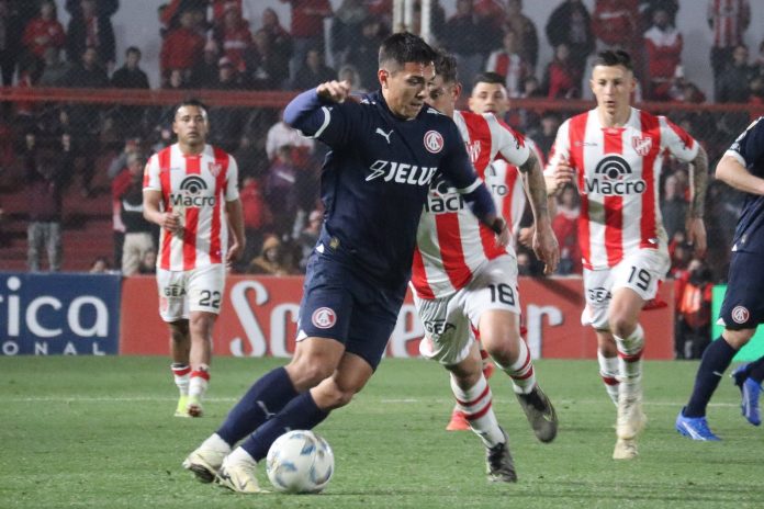 lucas-gonzalez-independiente-instituto