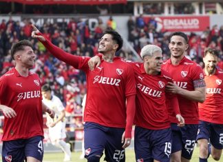 Vera Lomonaco Luna Marcone Laso gol Independiente