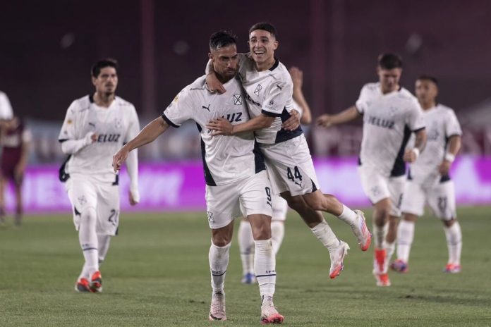 avalos-montiel-independiente-lanus