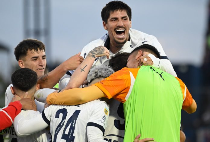 festejo-gol-independiente-tigre