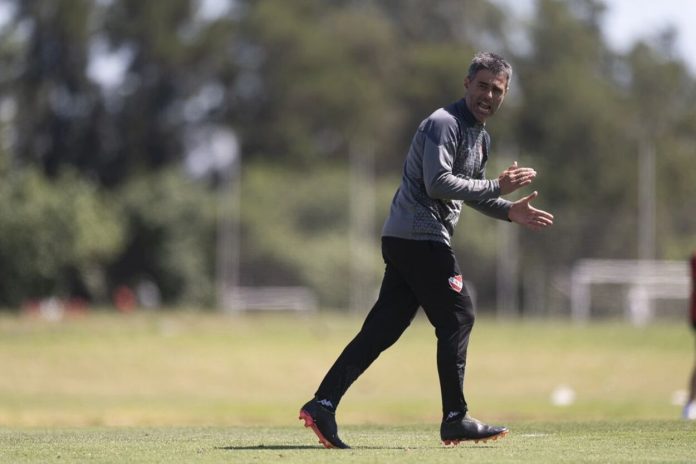 julio-vaccari-independiente-entrenamiento-10-24