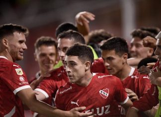 montiel-festejo-jugadores-independiente-union