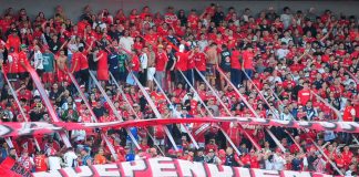 tribuna-hinchas-independiente-estadio-libertadores-de-america