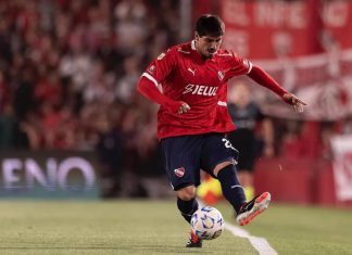 lomonaco-independiente-estadio