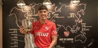 Axel-Poza-trofeo-independiente