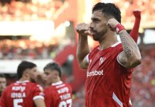 Gabriel Ávalos festejo Independiente Sarmiento Torneo Apertura 2025