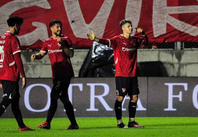 Festejo Loyola Tarzia Independiente Copa Argentina