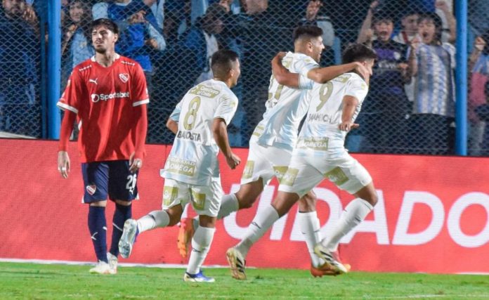 lomonaco-independiente-atletico-tucuman
