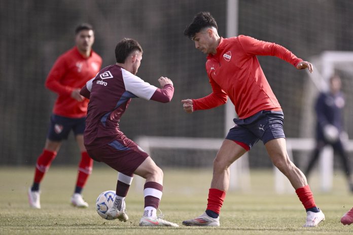 Galdames-amistoso-Independiente-Lanus