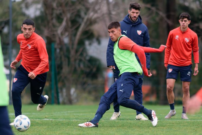 carlos-matheu-reserva-independiente-amistoso