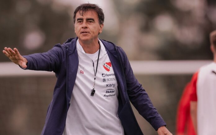 Gustavo Quinteros Independiente