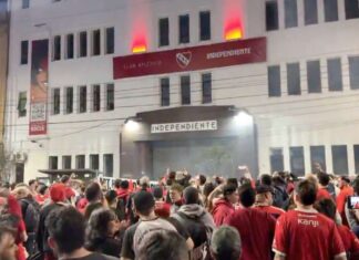 hinchas-independiente-sede-avellaneda-2025
