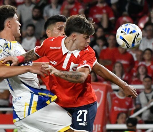 Hizo su tarea y ahora espera por los demás Diego Tarzia Independiente Rosario Central Clausura 2025