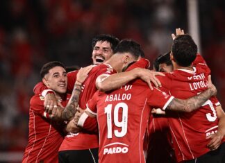 Goleó otra vez y mantiene la esperanza festejo-gol-independiente-atletico-tucuman-2025