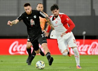 Las claves del triunfo agónico ante Riestra lomonaco-independiente-deportivo-riestra