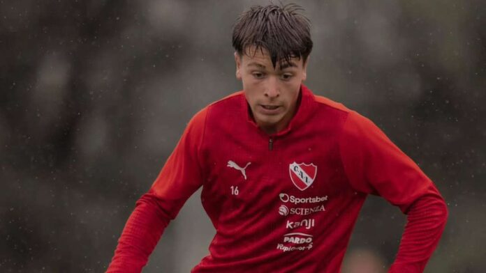 mateo-perez-curci-independiente-villa-dominico