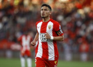 Robertone, la figurita difícil que busca Quinteros lucas-robertone-almeria