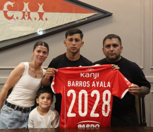 luciano-barros-ayala-firma-independiente