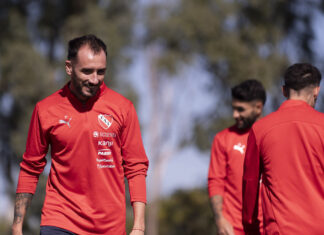 El futuro de Mancuello en sus manos mancuello-entrenamiento-independiente-2025