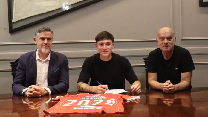 nicolas-garrido-firma-independiente