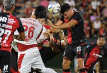 Los duelos aéreos, un problema ante la Lepra Kevin Lomónaco Independiente Newell's