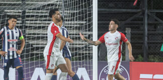 Santiago Montiel Gabriel Ávalos Independiente Alianza Lima (1)