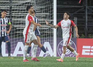 Montiel despejó rumores: “No pensaba en irme” Santiago Montiel Gabriel Ávalos Independiente Alianza Lima (1)