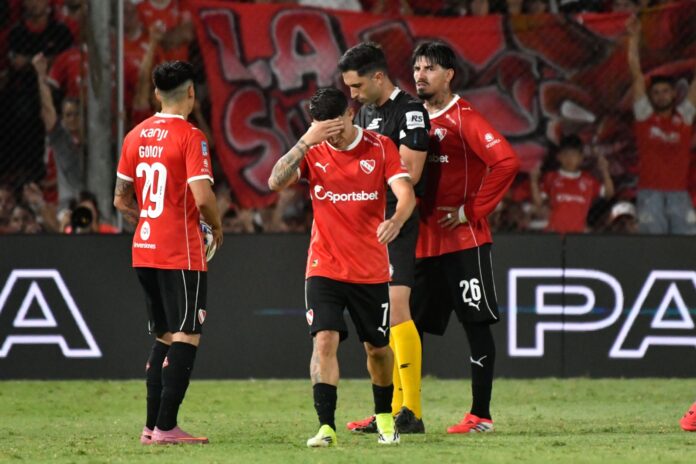 Santiago Montiel Kevin Lomónaco Independiente Estudiantes de La Plata