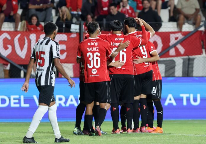 festejo-independiente-wanderers-amistoso-uruguay