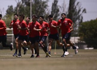 Los 34 que se suben al barco y van a Uruguay plantel-independiente-pretemporada-2026