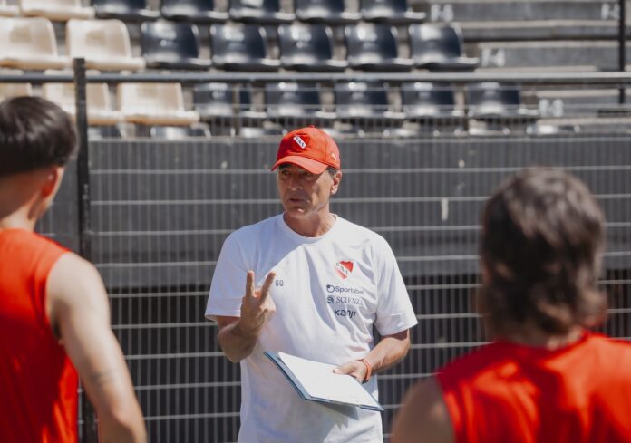 quinteros-independiente-amistoso-penarol-pretemporada