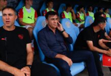 Quinteros: “La responsabilidad de un mal juego o una derrota es mía” Gustavo Quinteros Independiente Independiente Rivadavia