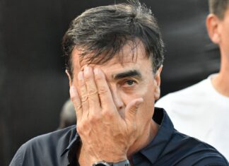 Quinteros: “Todavía no superamos a un equipo para merecer el triunfo” gustavo-quinteros-independiente-velez-apertura-2026