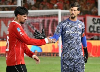 Rey: “Nos duele irnos sin los tres puntos” lomonaco-rey-independiente-velez-apertura-2026