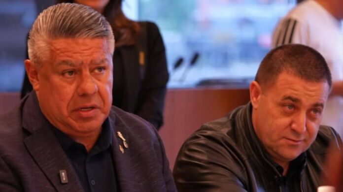 tapia-junto-a-pablo-toviggino tapia-junto-a-pablo-toviggino