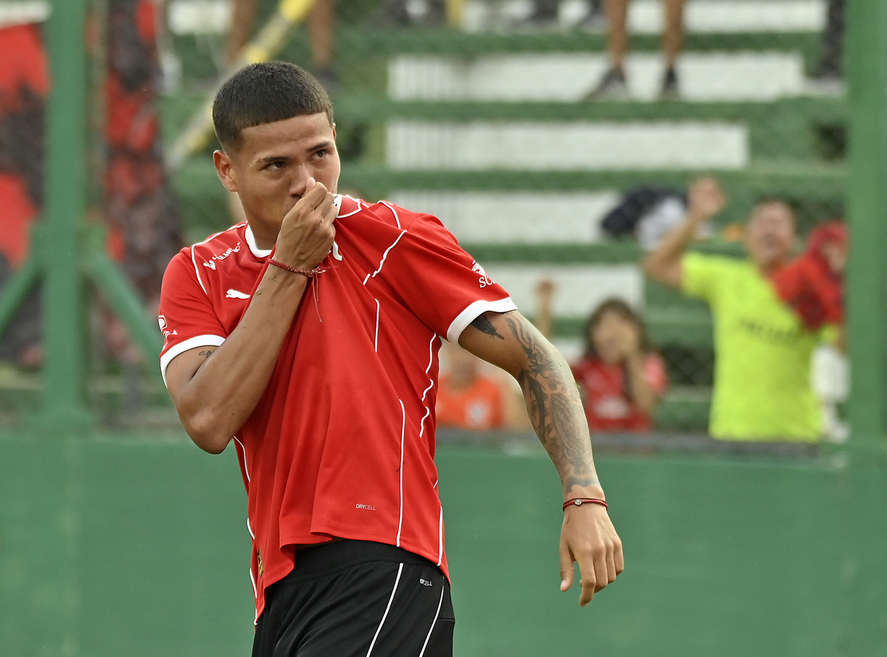 Valdéz convirtió su primer gol en Independiente Facundo Valdéz Independiente Atenas Río Cuarto Copa Argentina