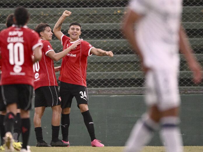 Felipe Tempone Independiente Atenas Río Cuarto