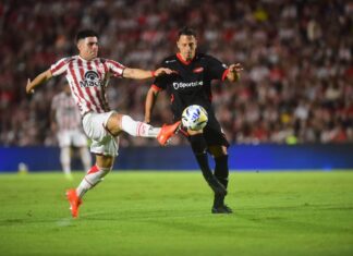 Jugó horrible, perdió y volvió a decepcionar Santiago Arias Independiente Instituto