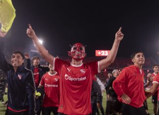 Independiente se quedó con el clásico N°200: dominio total festejo-marcone-independiente-racing-apertura-2026